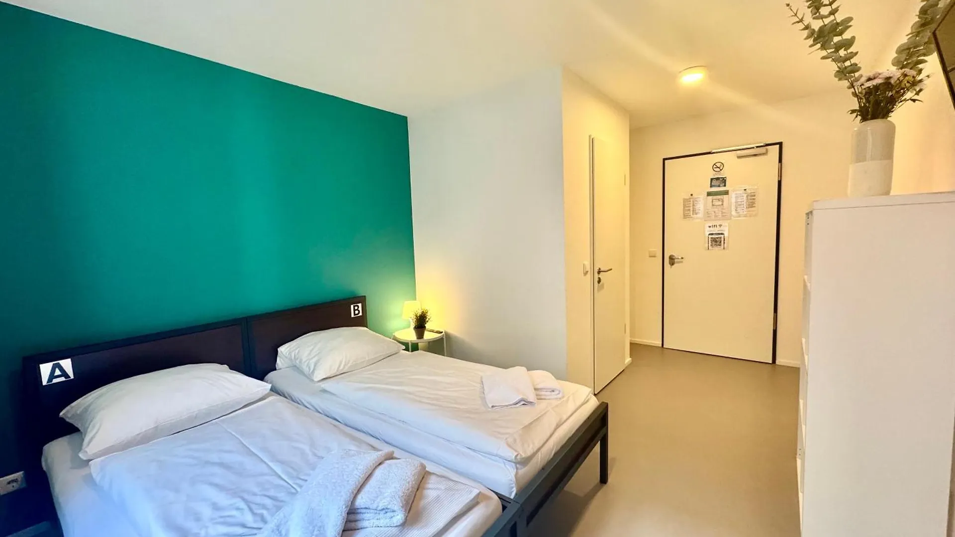 Ar City Hotel برلين بيت شباب