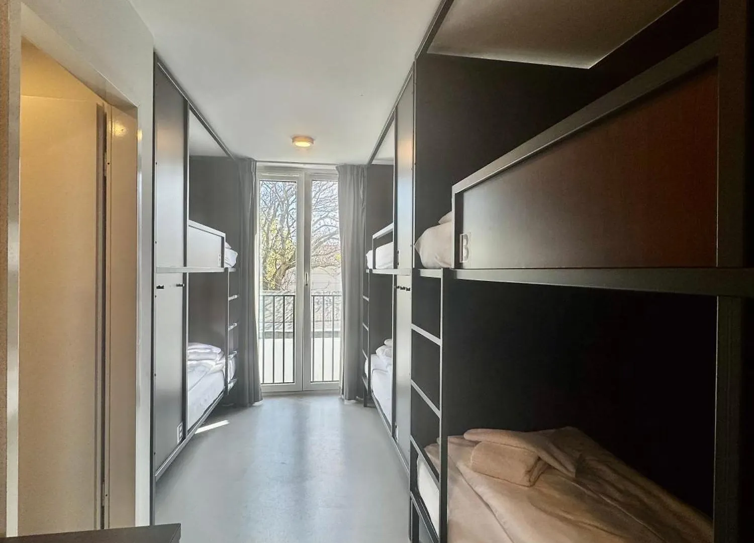 Ar City Hotel برلين بيت شباب